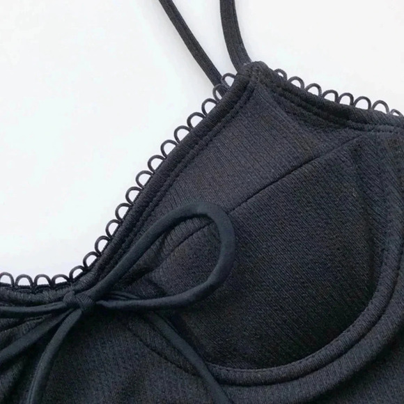 LACE TRIM BLACK CHEEKY ONE PIECE BATHING SUITE WITH OPEN BACK SIZE SMALL - Picture 10 of 14